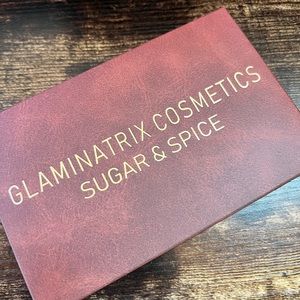 Glaminatrix Cosmetics Sugar & Spice palette